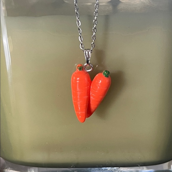 Charming Orange Carrot Necklace - Picture 5 of 5